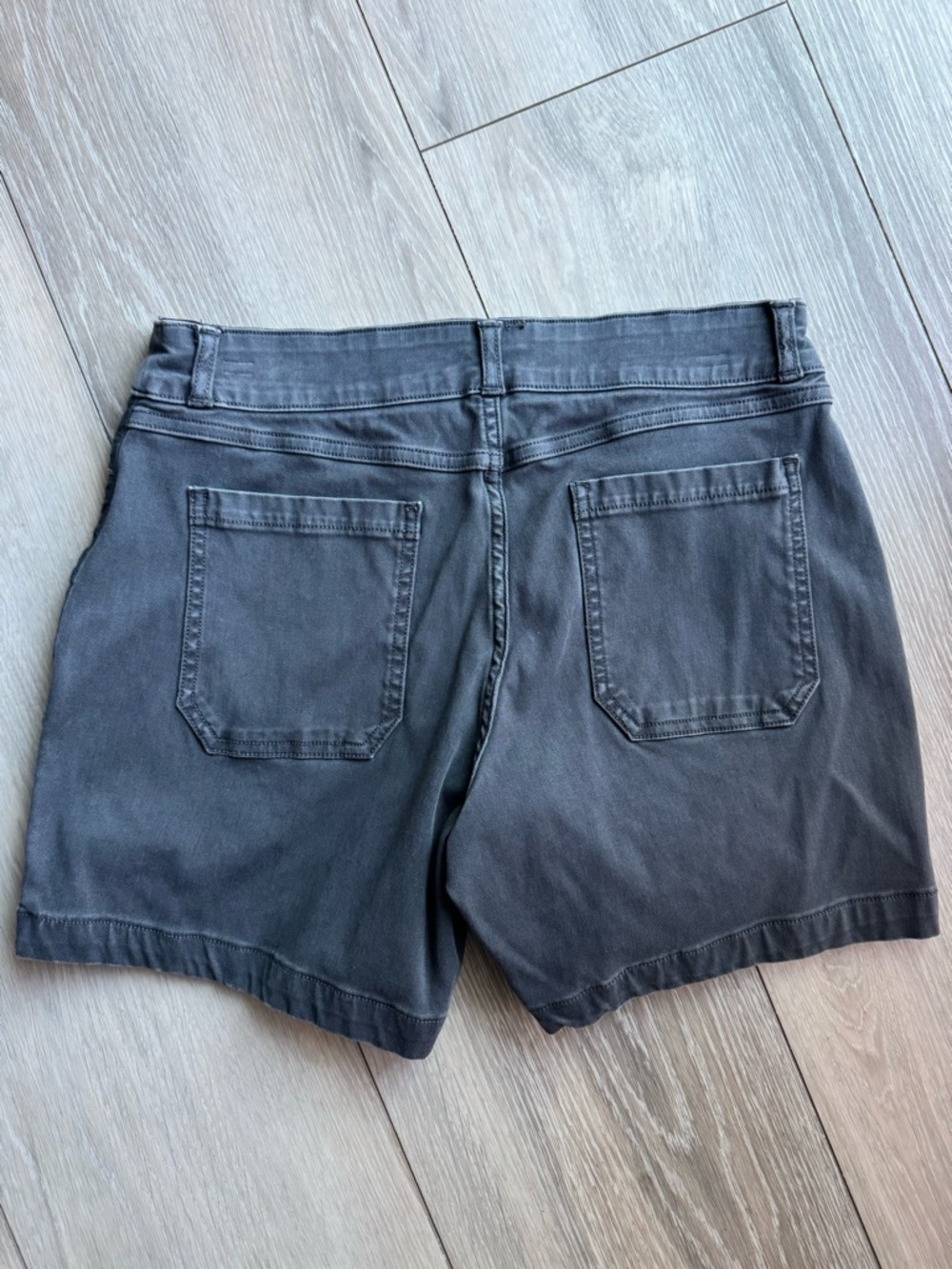 SPANX Charcoal Gray Women's Bermuda Shorts - Picture 2 of 3